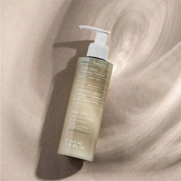 Korres Detoxifying Foaming Cleanser - - Picture 2 of 5